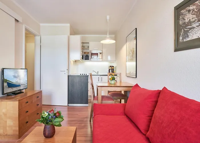 300, Seepark Apartment *